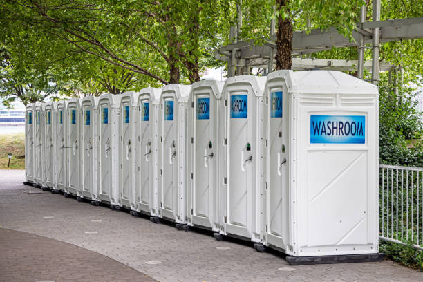 Best Porta potty rental near me  in Creighton, NE
