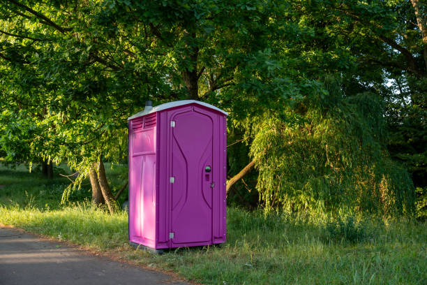 Best Portable bathroom rental  in Creighton, NE